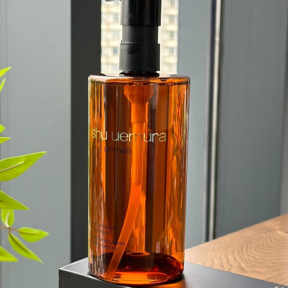 Shu Uemura Amber Cleansing Oil 450ml - Picture 6 of 9